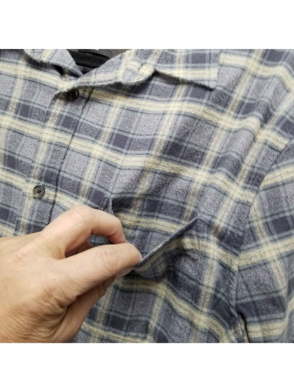 Vince Shirt Mens Large Gray Plaid Lined Flannel Button Up Classic Fit Shacket *R - Picture 3 of 10